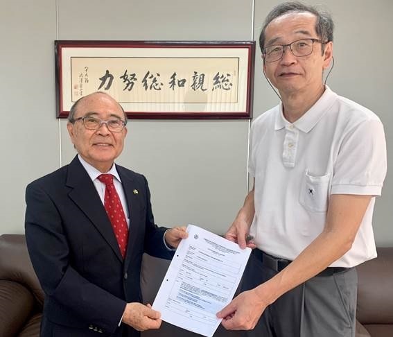 TUNIBRA IMIGRAÇÃO社の小宮陽代表が会議所を訪問