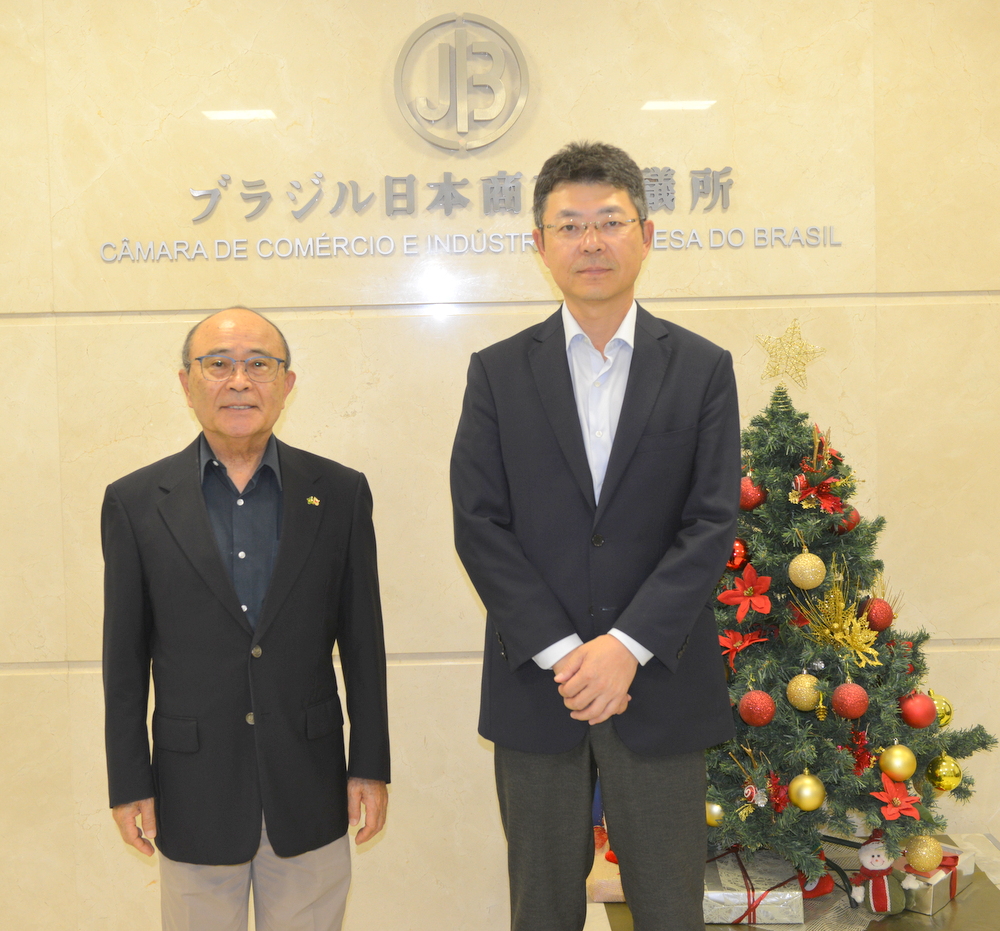 日本大使館の久森委芳参事官が訪問