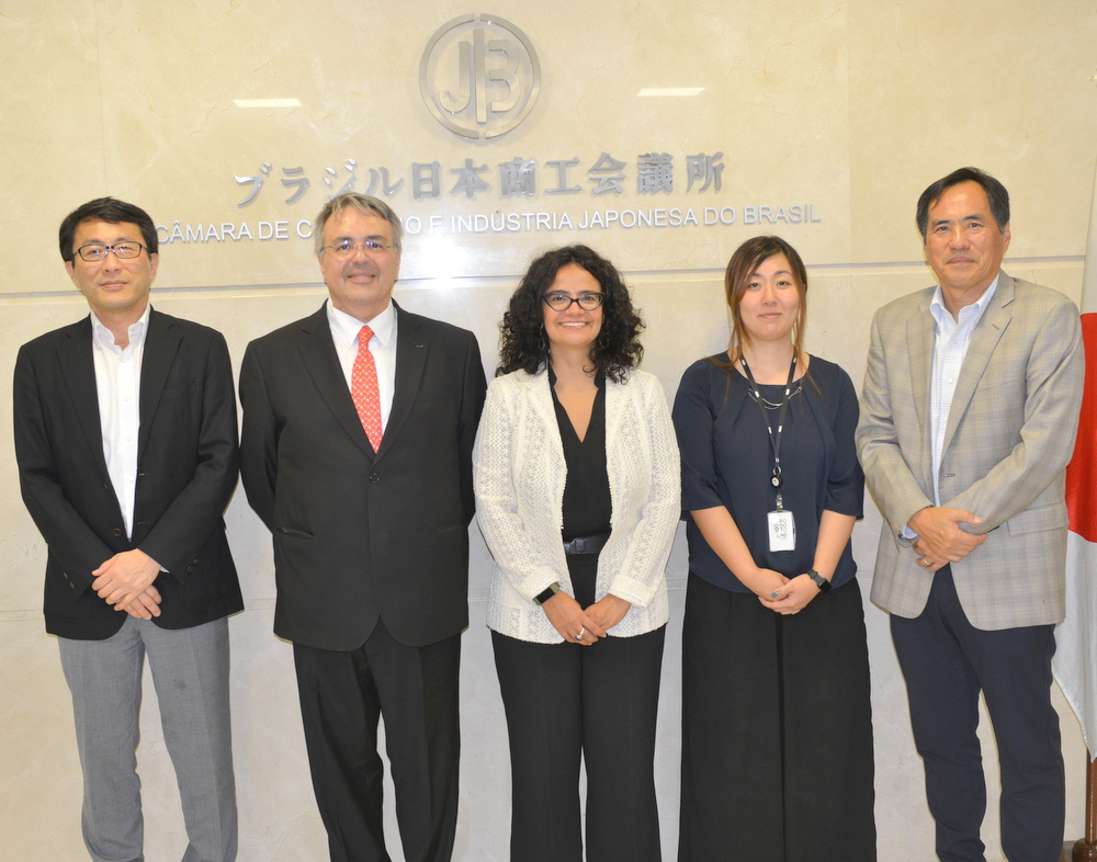 サンパウロジャパンハウスのCarlos Augusto Roza副館長一行が訪問