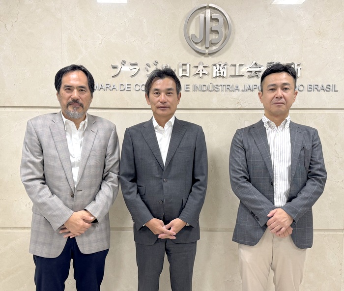 丸紅ブラジル会社の小野康信社長と猪飼了士取締役が訪問